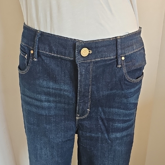 White House Black Market Dark Blue Slim Crop Jeans - Picture 2 of 7